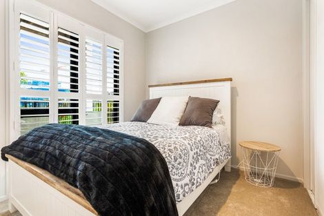 Photo of property in 15 Patrol Lane, Hobsonville, 0616