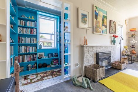 Photo of property in 5 Limbrick Street, Waipawa, 4210