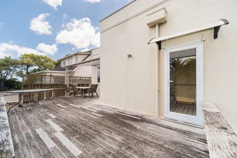 Photo of property in 8 Russell Street, Palmerston North, 4414