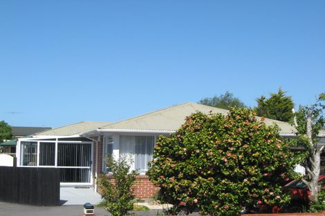 Photo of property in 1/310 Main North Road, Redwood, Christchurch, 8051