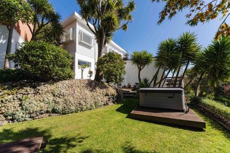 Photo of property in 93 Doon Street, Vauxhall, Dunedin, 9013