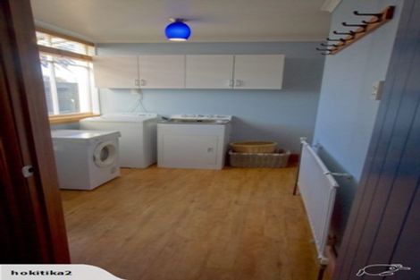 Photo of property in 102 Gibson Quay, Hokitika, 7810