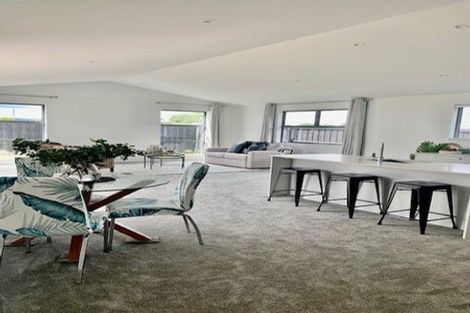 Photo of property in 10 Mccahon Drive, Rangiora, 7400