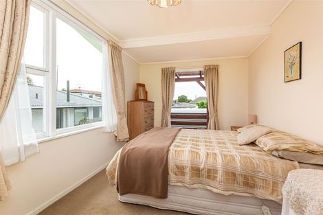 Photo of property in 20 Rosedale Place, Avonhead, Christchurch, 8042