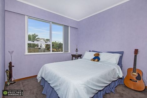 Photo of property in 17 Tait Street, Te Kamo, Whangarei, 0112