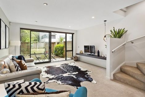 Photo of property in 8u1 Thatcher Crescent, Crofton Downs, Wellington, 6035