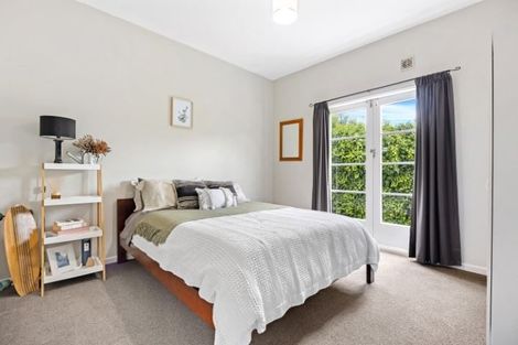 Photo of property in 12 Manning Place, Woolston, Christchurch, 8023
