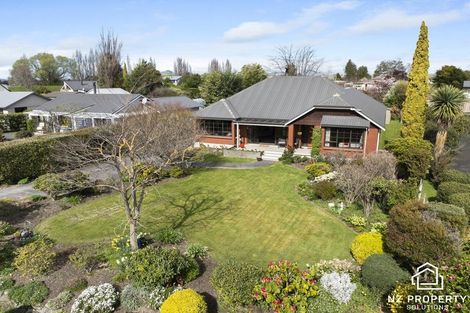 Photo of property in 55 Holyhead Street, Outram, 9019
