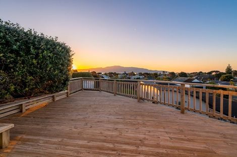 Photo of property in 14a Falla Street, Paraparaumu Beach, Paraparaumu, 5032