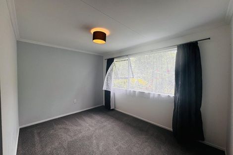 Photo of property in 50 Hillcrest Drive, Kelvin Grove, Palmerston North, 4414