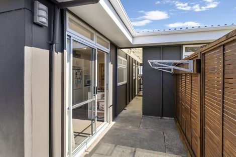 Photo of property in 37 Callender Terrace, Paraparaumu Beach, Paraparaumu, 5032