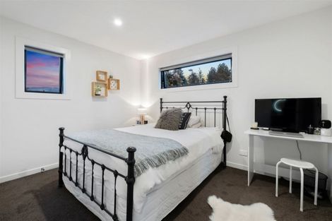 Photo of property in 16 Erris Street, Cromwell, 9310