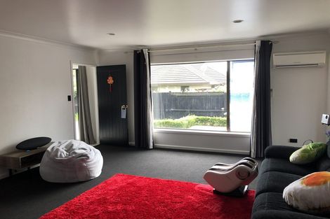 Photo of property in 10 Cate Road, Rototuna, Hamilton, 3210