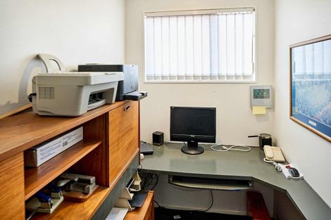 Photo of property in 18 Solander Place, Whitby, Porirua, 5024