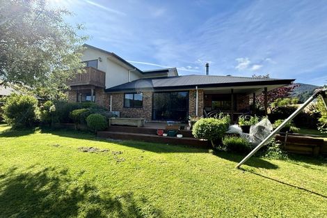 Photo of property in 7 Glentui Place, Waikawa, Picton, 7220