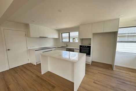 Photo of property in 58b Cedar Heights Avenue, Massey, Auckland, 0614