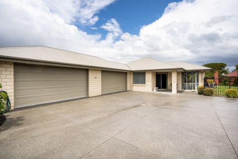 Photo of property in 31 Coppinger Terrace, Aidanfield, Christchurch, 8025