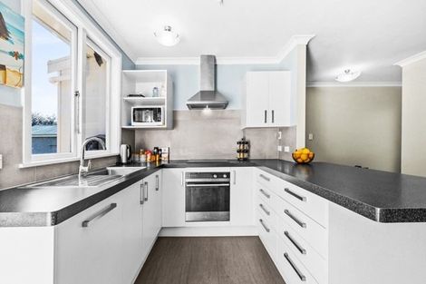 Photo of property in 289 Kennedy Road, Onekawa, Napier, 4110