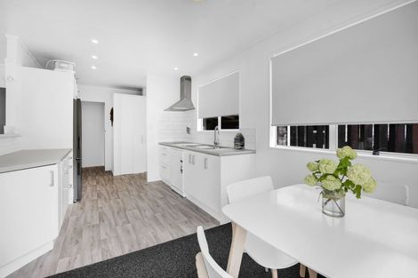 Photo of property in 17 Thames Street, Welbourn, New Plymouth, 4310