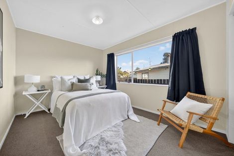 Photo of property in 8b Kupe Drive, Carterton, 5713