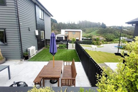 Photo of property in 3 Holystone Road, Whitby, Porirua, 5024