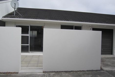 Photo of property in 2/24 Champion Street, Edgeware, Christchurch, 8013