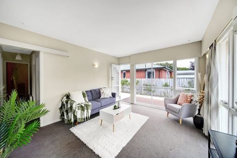 Photo of property in 23 Landsdowne Terrace, Cashmere, Christchurch, 8022
