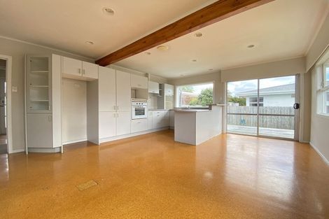 Photo of property in 12 Roby Street, Te Atatu Peninsula, Auckland, 0610