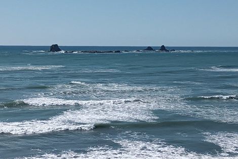 Photo of property in 48 Lighthouse Road, Cape Foulwind, Westport, 7892