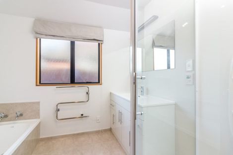 Photo of property in 8 Lovelock Street, Dallington, Christchurch, 8061