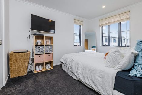 Photo of property in 45 Saddleback Crescent, Papakura, 2110