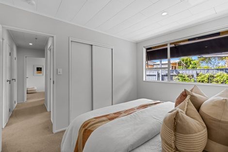 Photo of property in 2/59 Hatton Road, Orewa, 0931