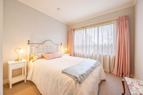 Photo of property in 17 Smith Street, Waipukurau, 4200