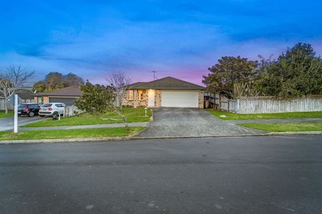 Photo of property in 75 Riverside Drive, Waiuku, 2123