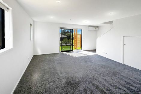 Photo of property in 2/41 Kervil Avenue, Te Atatu Peninsula, Auckland, 0610