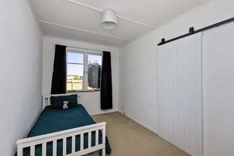 Photo of property in 33 Neeve Road, Taradale, Napier, 4112