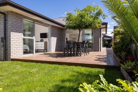 Photo of property in 6 Warlock Way, Papamoa, 3118