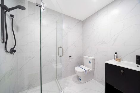 Photo of property in 5/1 Waters Place, New Lynn, Auckland, 0600