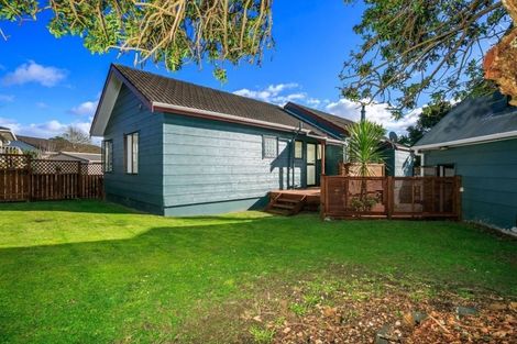 Photo of property in 12 Sunward Rise, Glenfield, Auckland, 0629