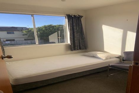 Photo of property in 3 Brook Street, Milford, Auckland, 0620