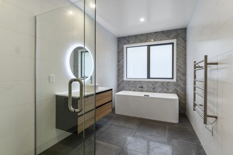 Photo of property in 10 Te Puke Te Ao Way, Otaki, 5512