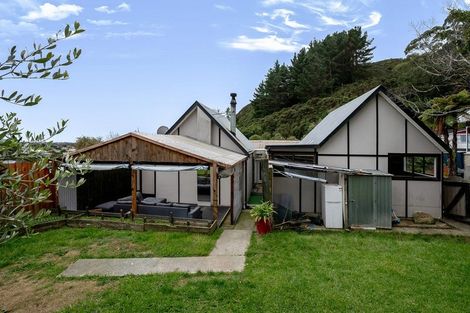 Photo of property in 10 Mamaku Street, Paraparaumu, 5032