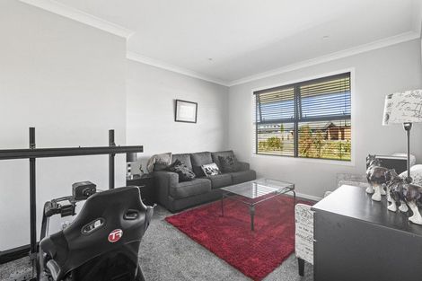 Photo of property in 10 Hanalin Drive, Marton, 4710