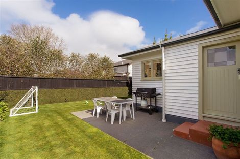 Photo of property in 52 Paparoa Street, Papanui, Christchurch, 8053