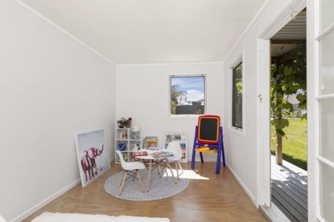 Photo of property in 10 Point Wells Road, Point Wells, Warkworth, 0986