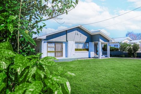 Photo of property in 3 Russell Street, Waipukurau, 4200
