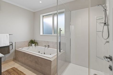 Photo of property in 55 Brookwater Avenue, Northwood, Christchurch, 8051