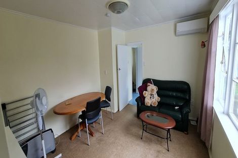 Photo of property in 6 Roxburgh Grove, Petone, Lower Hutt, 5012