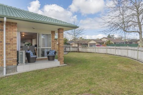 Photo of property in 14 Carisbrook Crescent, Papakura, 2110