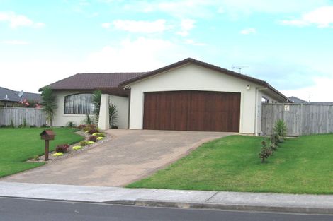 Photo of property in 30 Jadewynn Drive, Massey, Auckland, 0614